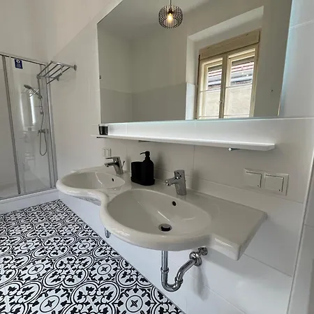 Whats Lejlighed Graz